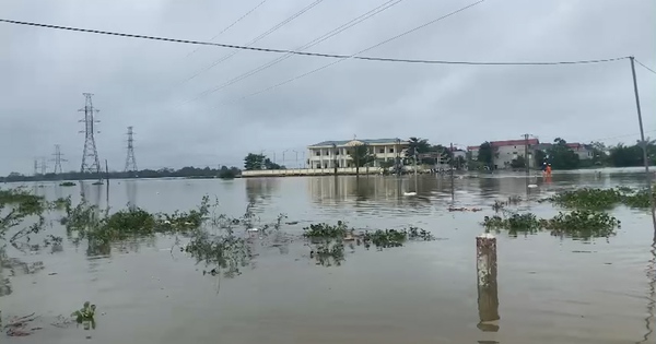 Mực nước các sông dâng cao, ngoại thành Hà Nội ngập sâu