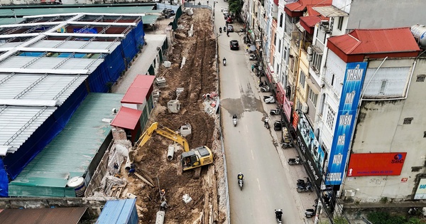 Hà Nội: Đường Nguyễn Tuân “gồng mình” giữa rừng cao ốc, bao giờ hết cảnh ngổn ngang?