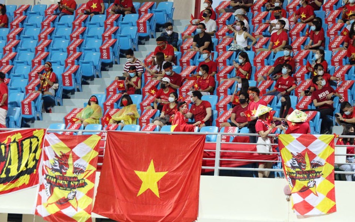 ĐT Việt Nam Malaysia cờ 960: Hai đội tuyển cờ đỏ tài ba của Đông Nam Á - ĐT Việt Nam và ĐT Malaysia sẽ cùng nhau chơi cờ 960 tại một trận đấu đầy kịch tính. Sẽ có những động thái phức tạp và không lường trước được trong trò chơi rắn xiên này. Điều đó chắc chắn sẽ gây ra sự nhiệt tình cho người xem.