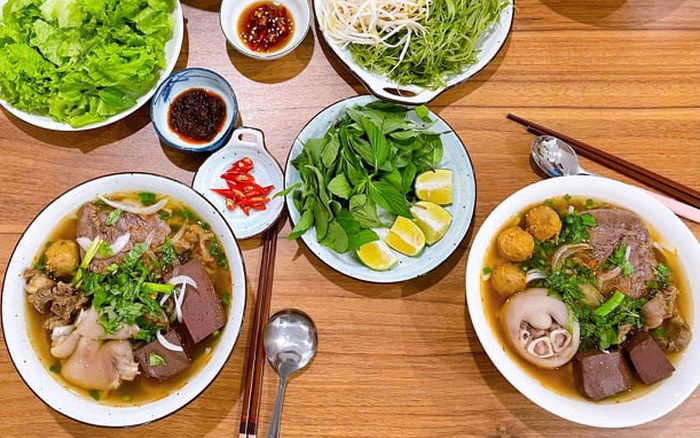 Cách nấu nướng bún trườn Huế vừa thơm vừa ngon, chuẩn chỉnh vị mang lại bữa sáng sủa cuối tuần
