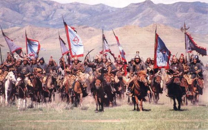 Đặt chân tới trang web của chúng tôi để tìm hiểu lý do bỏ dở cuộc xâm lược châu Âu của Đế quốc Mông Cổ và được trải nghiệm những chân dung lịch sử đầy cảm xúc. Sự kiện lớn này luôn được thảo luận và quan tâm đến trong cộng đồng lịch sử thế giới. Hãy để chúng tôi giúp bạn hiểu rõ hơn về lịch sử và văn hóa của xứ sở Mông Cổ, một đất nước với lịch sử và truyền thống rất đặc biệt.