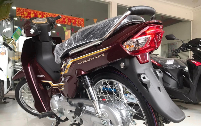 Dân chơi Long An sắm Honda Dream 125 chỉ trưng trong nhà giá 280 triệu