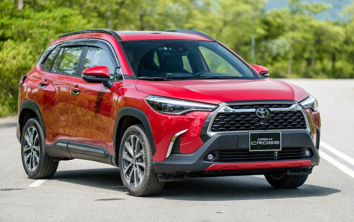Hàng loạt xe ô tô tăng giá từ tháng 5/2022: Toyota dẫn đầu, Mercedes có mẫu  tăng 159 triệu đồng