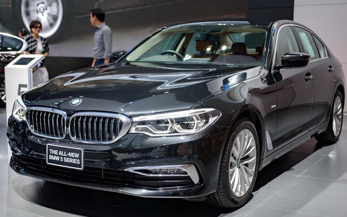 BMW 5Series 2017 trình làng đe dọa Mercedes EClass