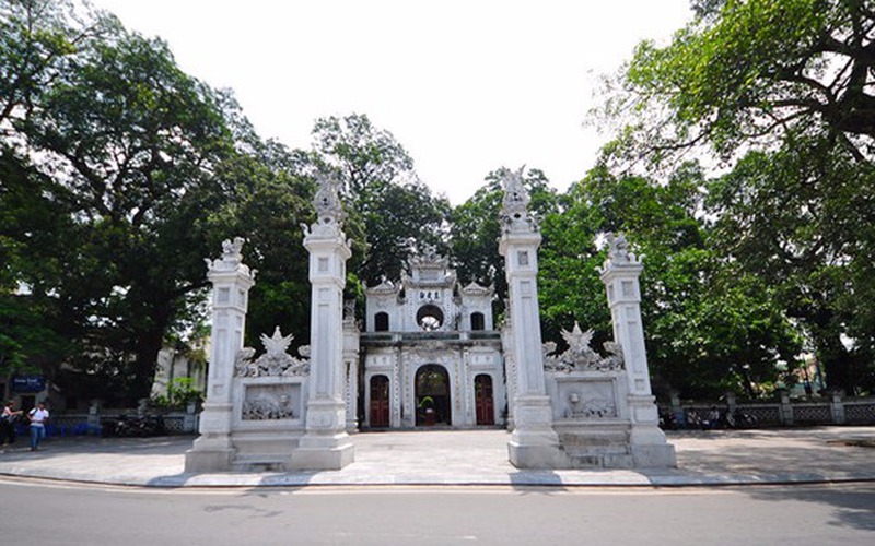 Du lịch 5 cửa ô, tứ trấn và Hoàng thành Thăng Long xưa ở Hà Nội