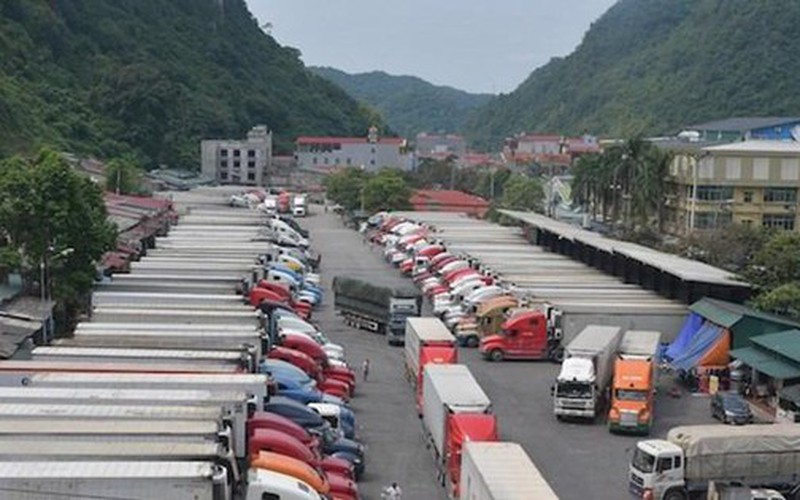 Hàng nghìn container nông sản mắc kẹt tại cửa khẩu Lạng Sơn, Quảng Ninh