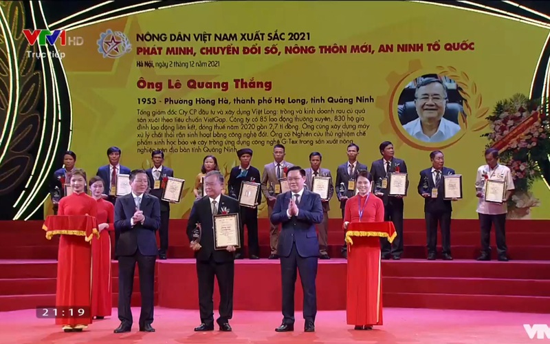 Video: Toàn cảnh Lễ tôn vinh 63 nông dân xuất sắc Việt Nam 2021