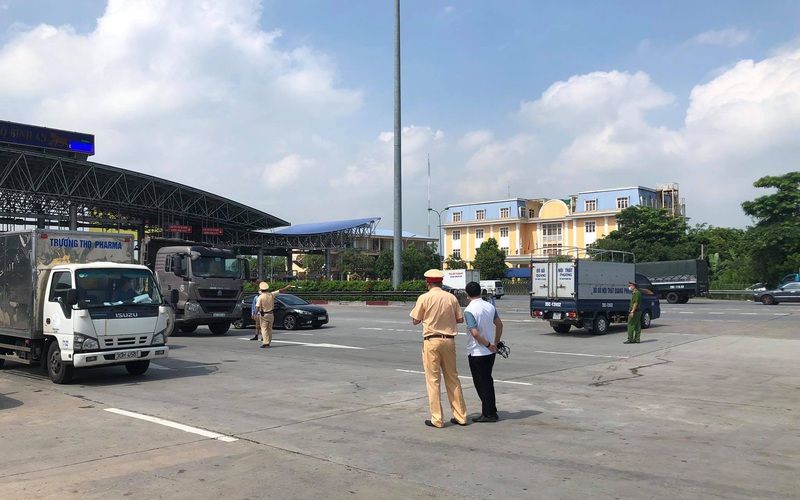 Tháo các “điểm nghẽn” giao thông tại cửa ngõ Thủ đô
