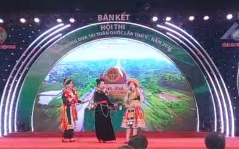 Xem màn thể hiện "Lời chào nông dân" ấn tượng của đội thi Nhà nông đua tài tỉnh Tuyên Quang