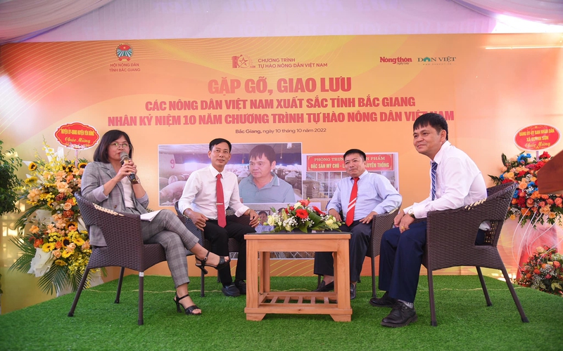 Báo Nông thôn Ngày nay/Báo điện tử Dân Việt gặp gỡ giao lưu với nông dân xuất sắc tỉnh Bắc Giang 