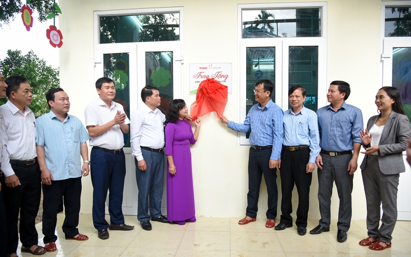 
Hình ảnh “Điểm trường mơ ước” Khu Cơn vừa được khánh thành