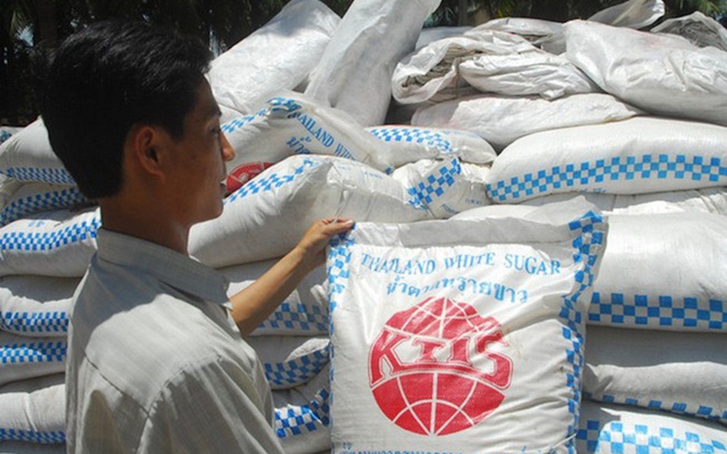 Giá đường “lao dốc”, khó cạnh tranh với sản phẩm gian lận
