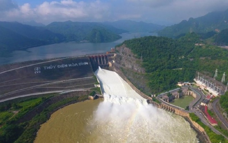 Khẩn: Thủy điện Sơn La, thủy điện Hòa Bình xả lũ
