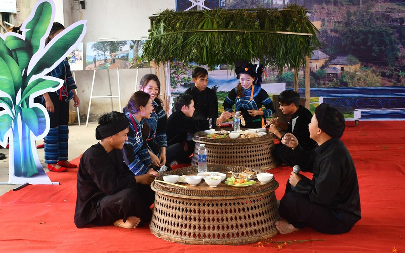 Bát Xát: Tái hiện không gian văn hóa của dân tộc Hà Nhì