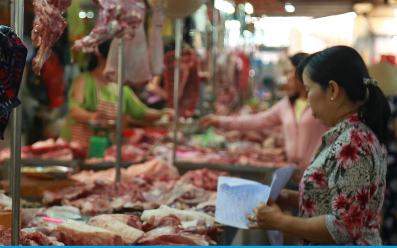Heo hơi tăng nóng, thịt tại chợ tăng tăng giá