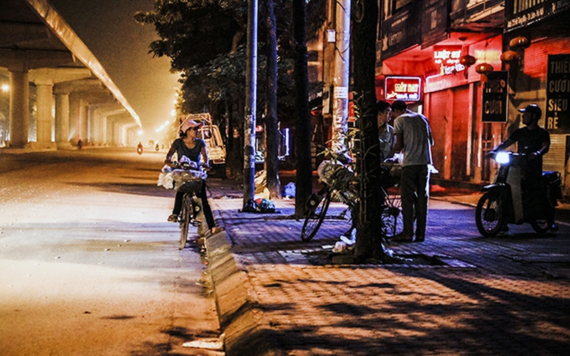 Ký ức Hà Nội: Kỷ niệm đẹp về bà chủ quán ăn đêm ở vỉa hè Hà Nội