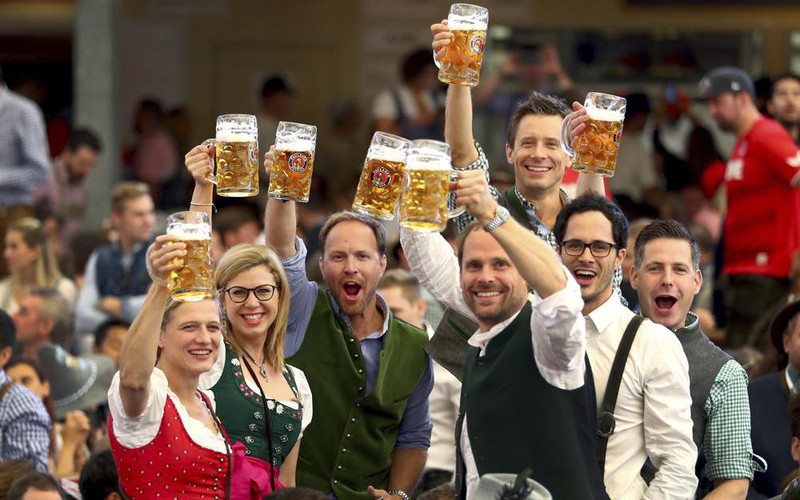 Lễ hội bia nước Đức trở lại sau đại dịch Covid-19