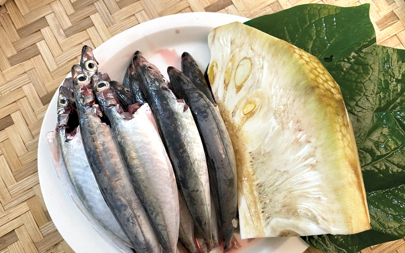 Loại quả non nhiều mủ này xưa toàn vứt đi, ai ngờ ở Quảng Ngãi đem kho cá ăn cả làng khen ngon