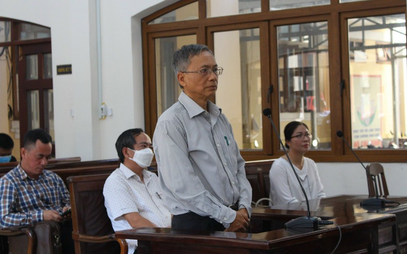Kiểm sát viên đi công tác đột xuất, phiên xử cựu lãnh đạo NHNN chi nhánh Đồng Nai tiếp tục hoãn