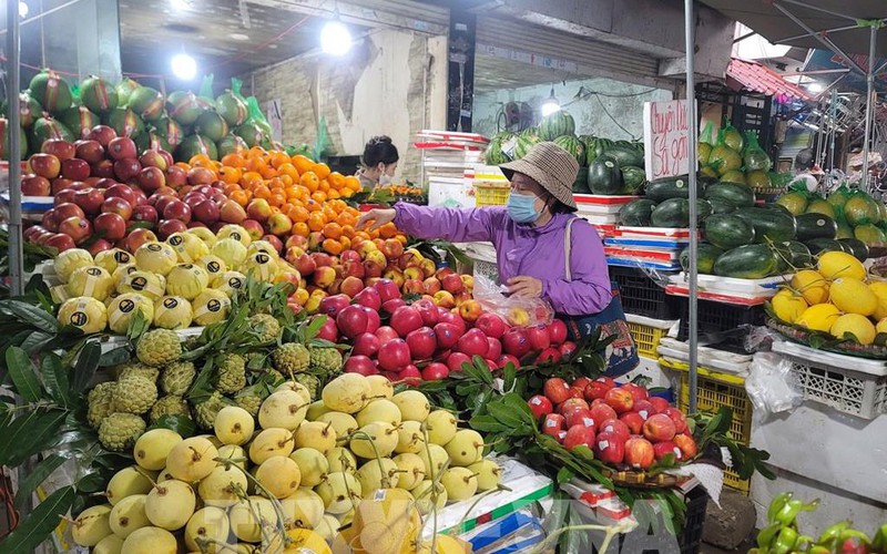 Thị trường Rằm Tháng Giêng: Thực phẩm dồi dào, giá cả ổn định