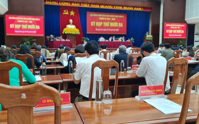 Kỳ họp thứ 13, HĐND Quảng Nam khóa X xem xét về công tác nhân sự