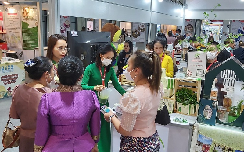 Mang nước mắm, phở khô, tương ớt... sang xứ sở Chùa Vàng dự Thaifex 2023