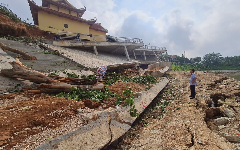 Cận cảnh kè chống sạt lở khẩn cấp hơn 17 tỷ đồng vừa xây xong đã sập ở Vĩnh Phúc