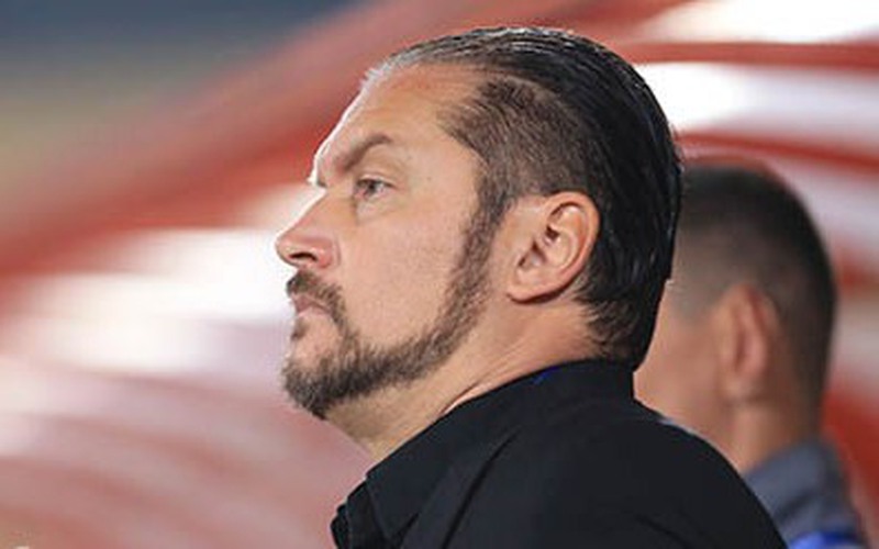 Vì sao HLV Velizar Popov không lọt vào đề cử HLV xuất sắc nhất V.League 2023?
