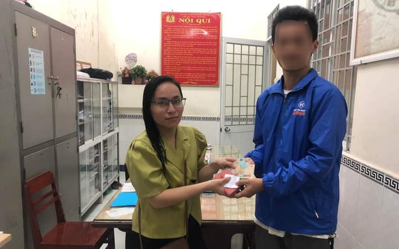 Người đàn ông câm điếc trả lại tài sản nhặt được và từ chối hậu tạ