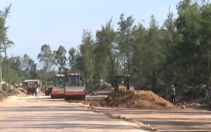 Đường ven biển Dung Quất – Sa Huỳnh:
Đã tìm được chủ gói thầu thi công trị giá gần 156 tỷ
