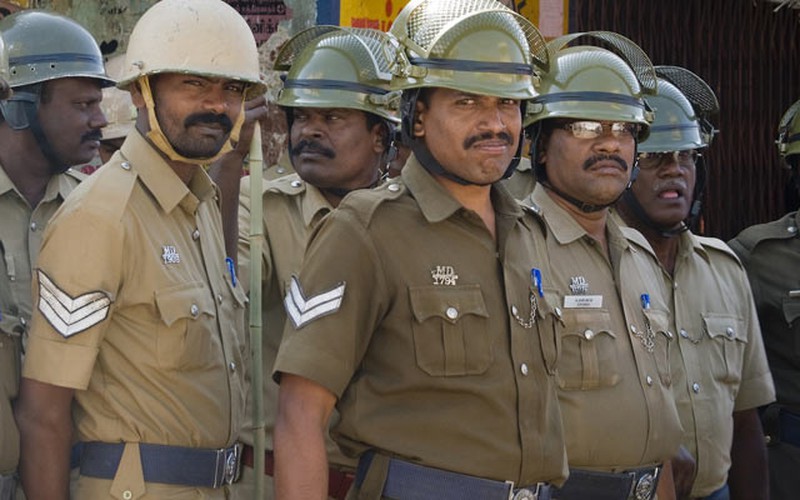 Ấn Độ: Cảnh sát bắn chết 20 kẻ buôn lậu gỗ quý