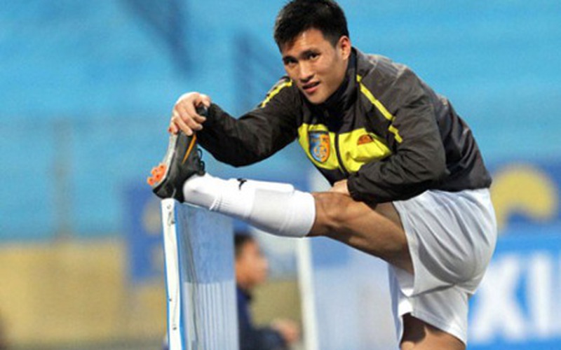 Công Vinh sang Indonesia tìm việc
